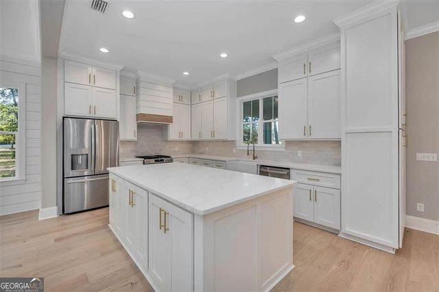 1479 Sanctuary Wynd, Waverly, GA 31565