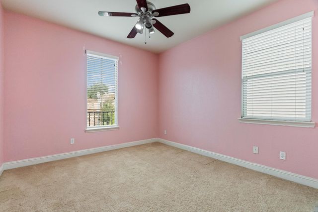 9258 Louis St, Elk Grove, CA 95624