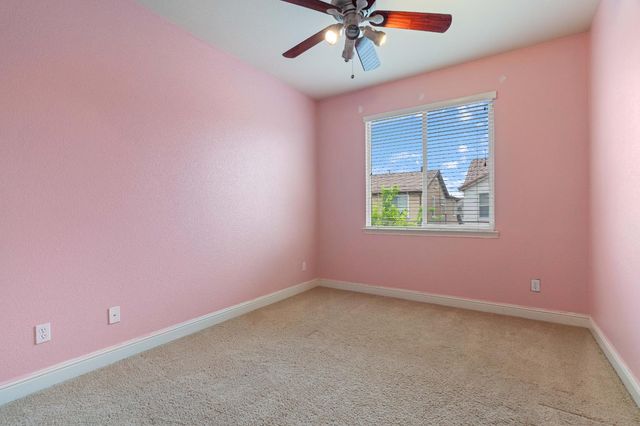 9258 Louis St, Elk Grove, CA 95624