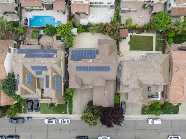 9258 Louis St, Elk Grove, CA 95624