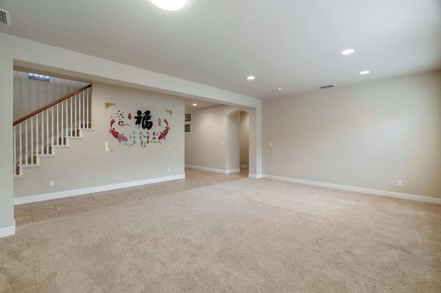 9258 Louis St, Elk Grove, CA 95624