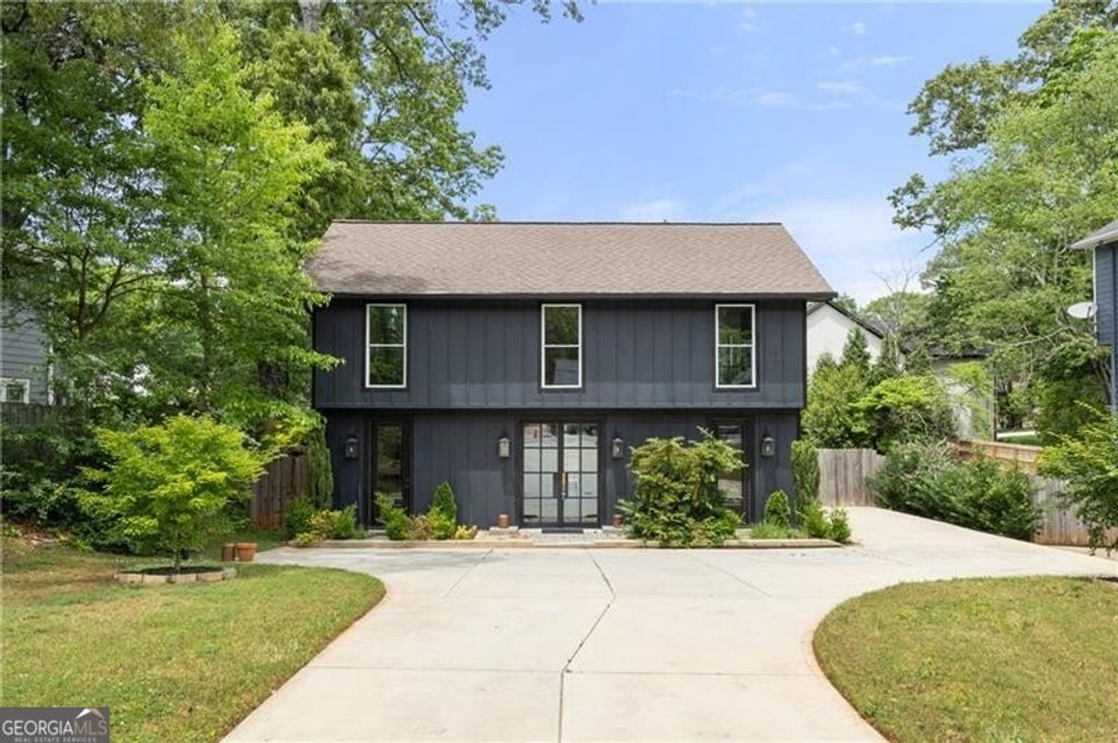 2824 Tupelo Street SE, Atlanta, GA 30317