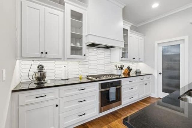 11502 S Roundtree Street S, Olathe, KS 66061