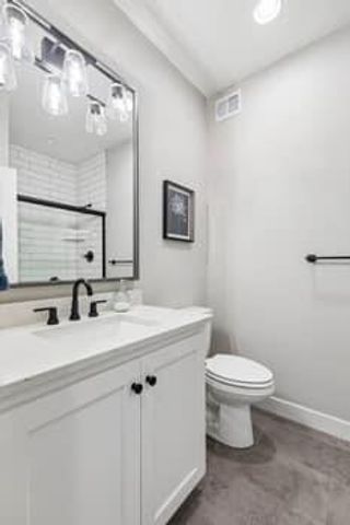 11502 S Roundtree Street S, Olathe, KS 66061