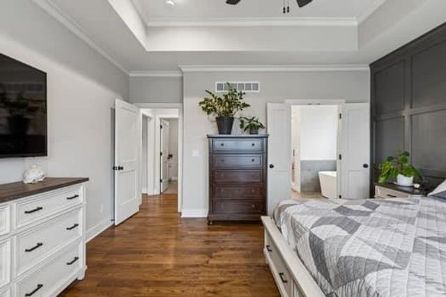 11502 S Roundtree Street S, Olathe, KS 66061