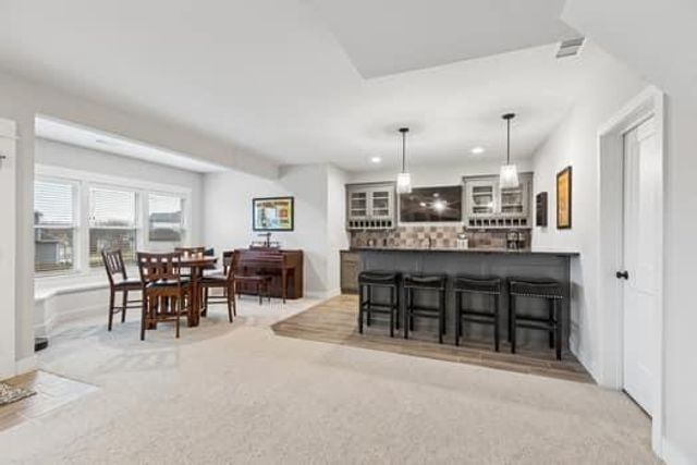 11502 S Roundtree Street S, Olathe, KS 66061