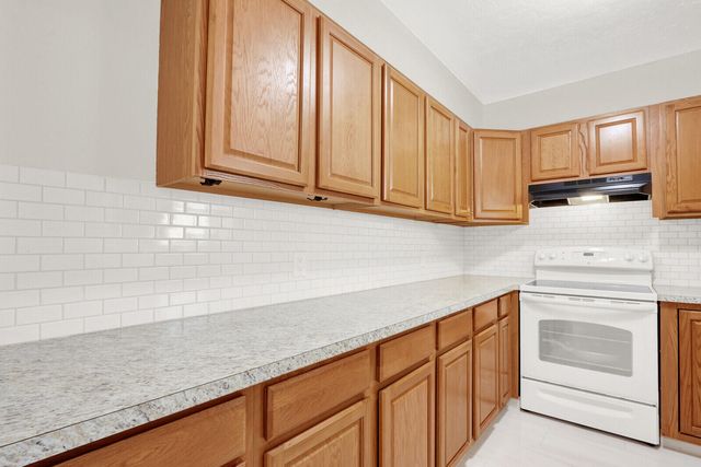 236 Castlewood Drive 305, North Palm Beach, FL 33408