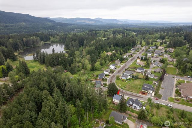 921 Erin Lane W, Eatonville, WA 98328