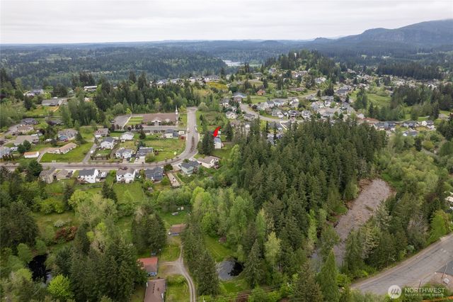 921 Erin Lane W, Eatonville, WA 98328