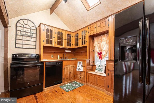 8270 ROGUES RD, Catlett, VA 20119