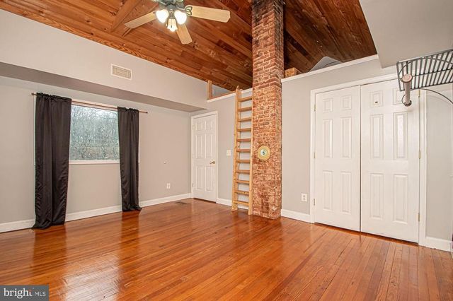 8270 ROGUES RD, Catlett, VA 20119