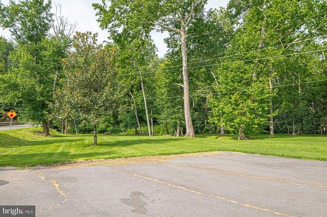 8270 ROGUES RD, Catlett, VA 20119