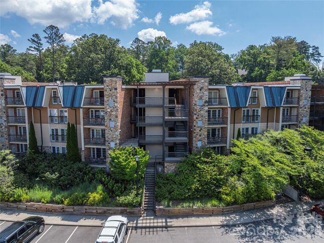 222 Bowling Park Road, Asheville, NC 28803