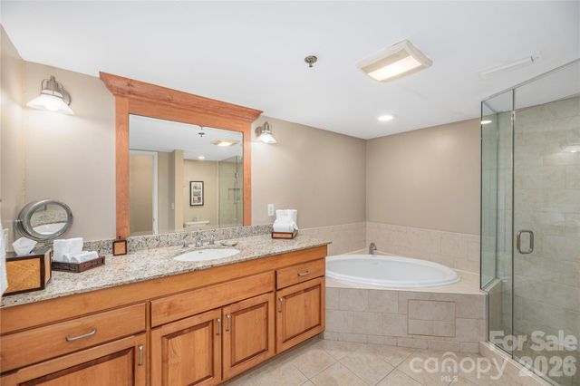 222 Bowling Park Road, Asheville, NC 28803