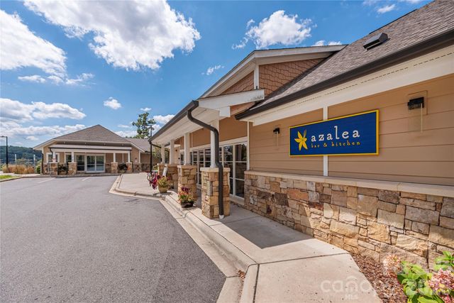 222 Bowling Park Road, Asheville, NC 28803