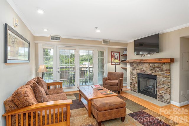 222 Bowling Park Road, Asheville, NC 28803