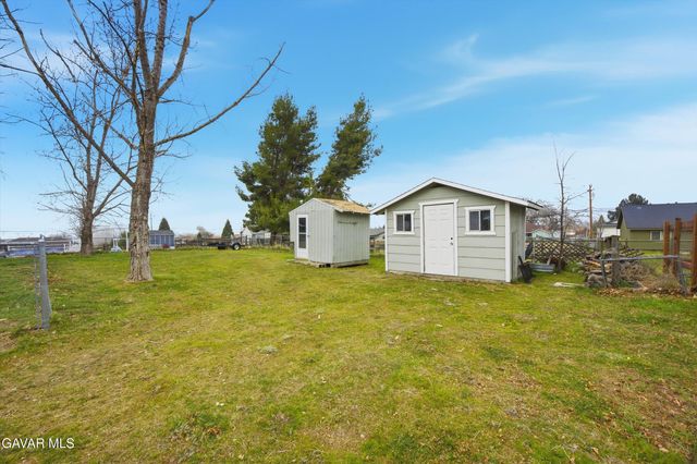 28151 Preakness Drive, Tehachapi, CA 93561