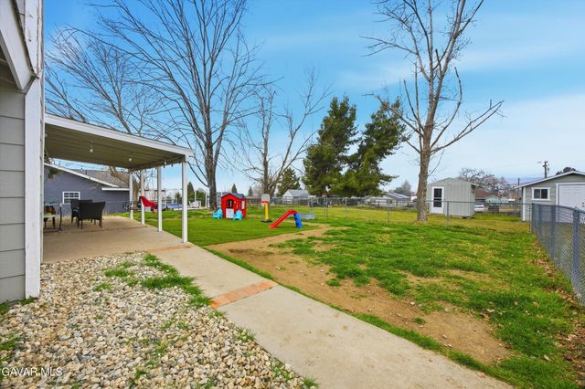 28151 Preakness Drive, Tehachapi, CA 93561
