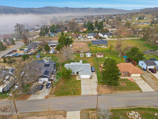 28151 Preakness Drive, Tehachapi, CA 93561