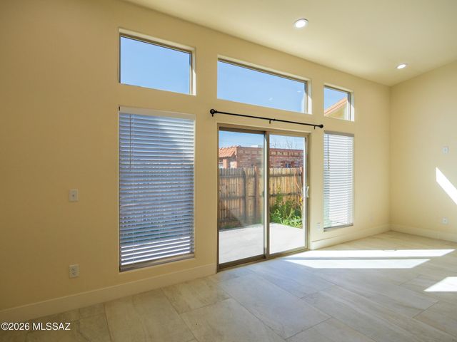 1616 E Hedrick Dr Unit 2, Tucson, AZ 85719