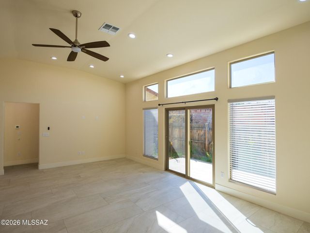 1616 E Hedrick Dr Unit 2, Tucson, AZ 85719