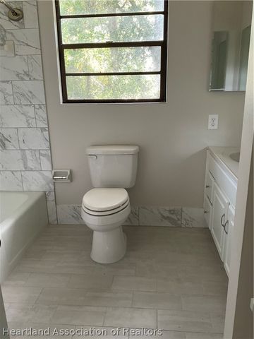 340 Bottlebrush Avenue, Lake Placid, FL 33852