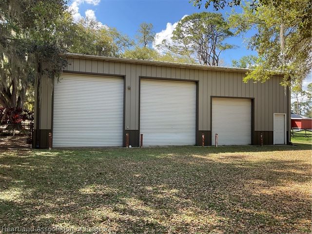 340 Bottlebrush Avenue, Lake Placid, FL 33852