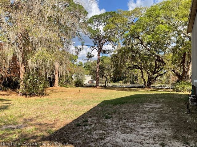 340 Bottlebrush Avenue, Lake Placid, FL 33852