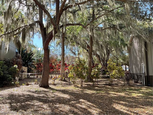 340 Bottlebrush Avenue, Lake Placid, FL 33852