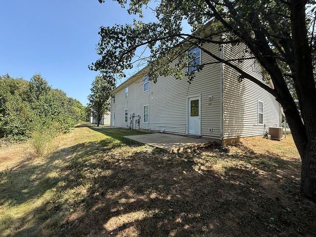 1701 HANOVER BLVD, Columbia, MO 65202