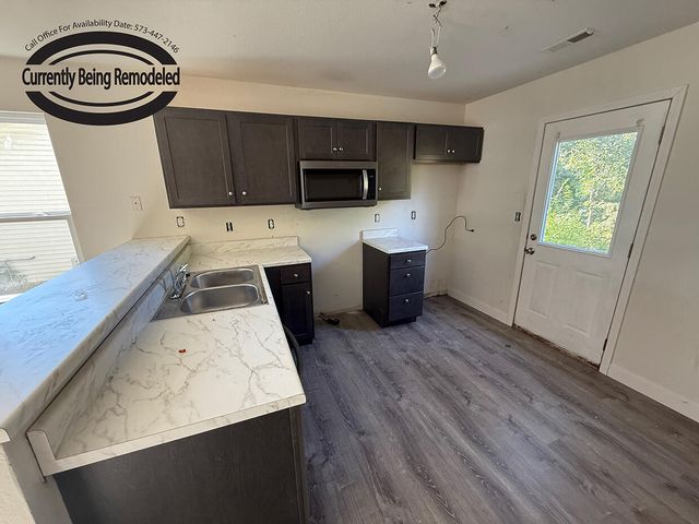 1701 HANOVER BLVD, Columbia, MO 65202