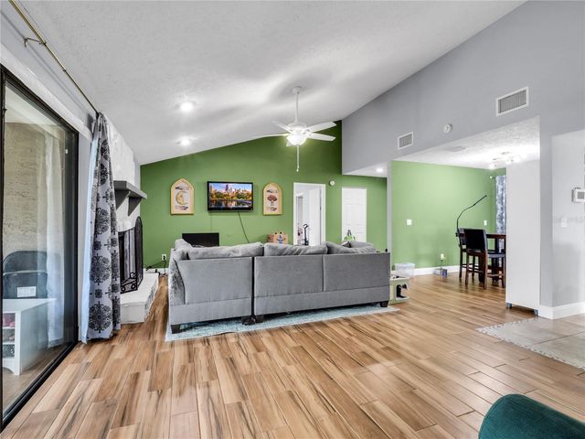 1702 SOUTHWIND DRIVE, Brandon, FL 33510
