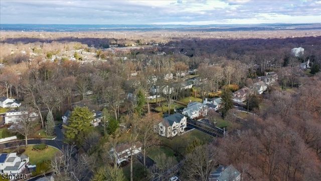 336 Fairmount Ave, Chatham Twp., NJ 07928