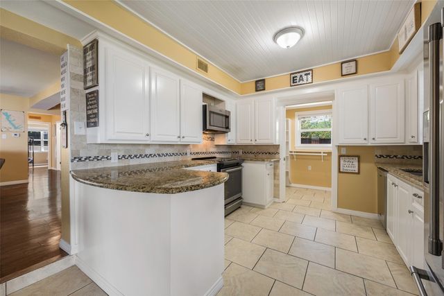 256 Whispering Oaks Trail, Payne Springs, TX 75156