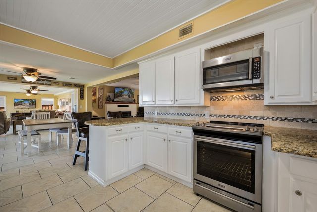 256 Whispering Oaks Trail, Payne Springs, TX 75156