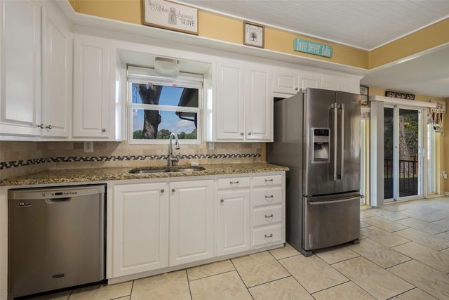 256 Whispering Oaks Trail, Payne Springs, TX 75156