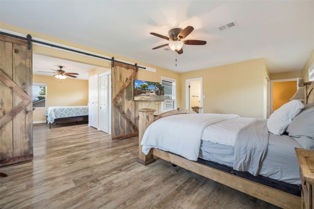 256 Whispering Oaks Trail, Payne Springs, TX 75156