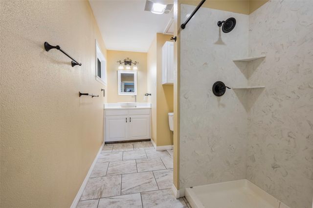256 Whispering Oaks Trail, Payne Springs, TX 75156