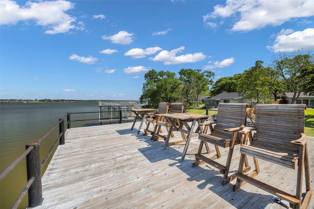256 Whispering Oaks Trail, Payne Springs, TX 75156