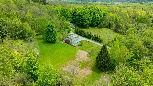 1722 Route 21, Palmyra, NY 14522