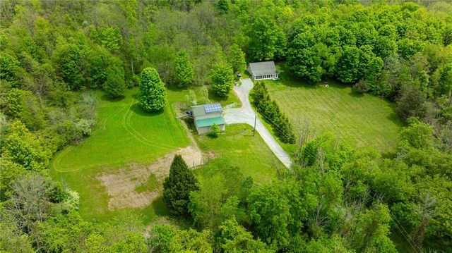1722 Route 21, Palmyra, NY 14522
