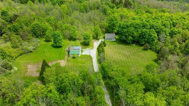 1722 Route 21, Palmyra, NY 14522