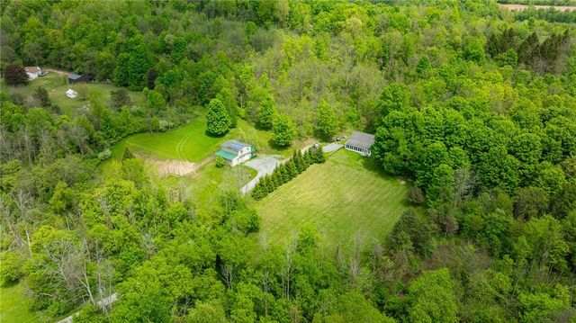 1722 Route 21, Palmyra, NY 14522