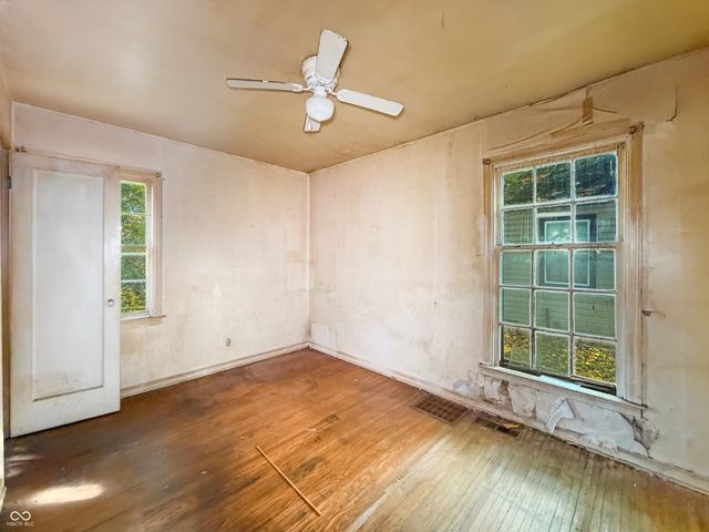 3841 N Temple Avenue, Indianapolis, IN 46205