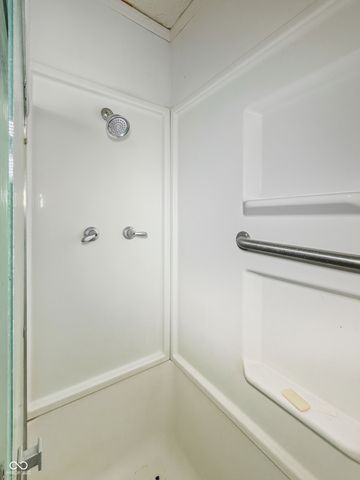 3841 N Temple Avenue, Indianapolis, IN 46205