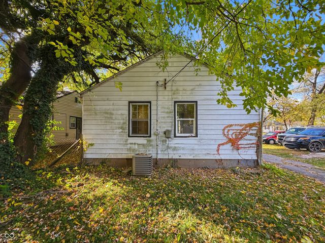 3841 N Temple Avenue, Indianapolis, IN 46205