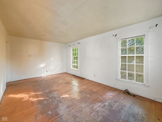 3841 N Temple Avenue, Indianapolis, IN 46205