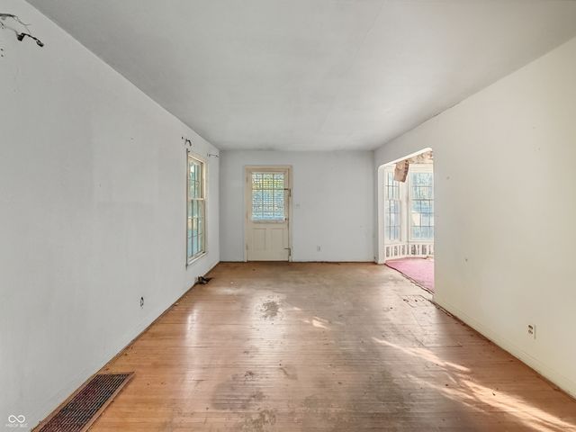 3841 N Temple Avenue, Indianapolis, IN 46205