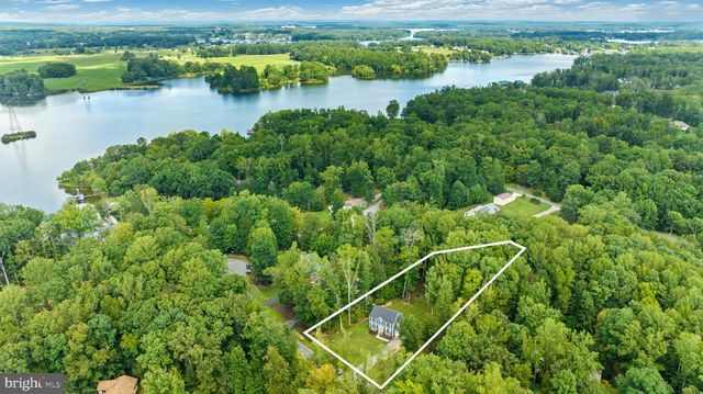 296 ROBBIE RD, Bumpass, VA 23024