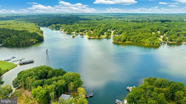 296 ROBBIE RD, Bumpass, VA 23024